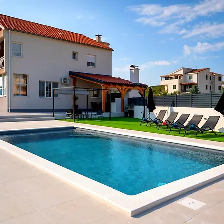 Holiday home House Luni Brodarica (Sibenik-Knin)