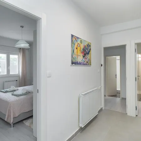 House Luni * Brodarica (Sibenik-Knin)