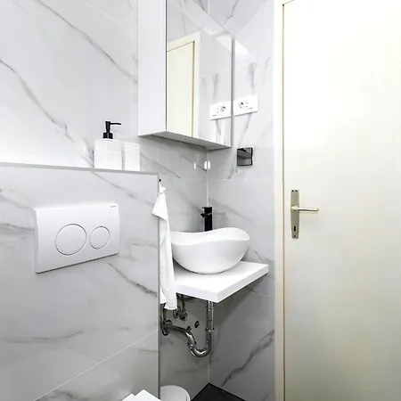 Holiday home House Luni Brodarica (Sibenik-Knin)